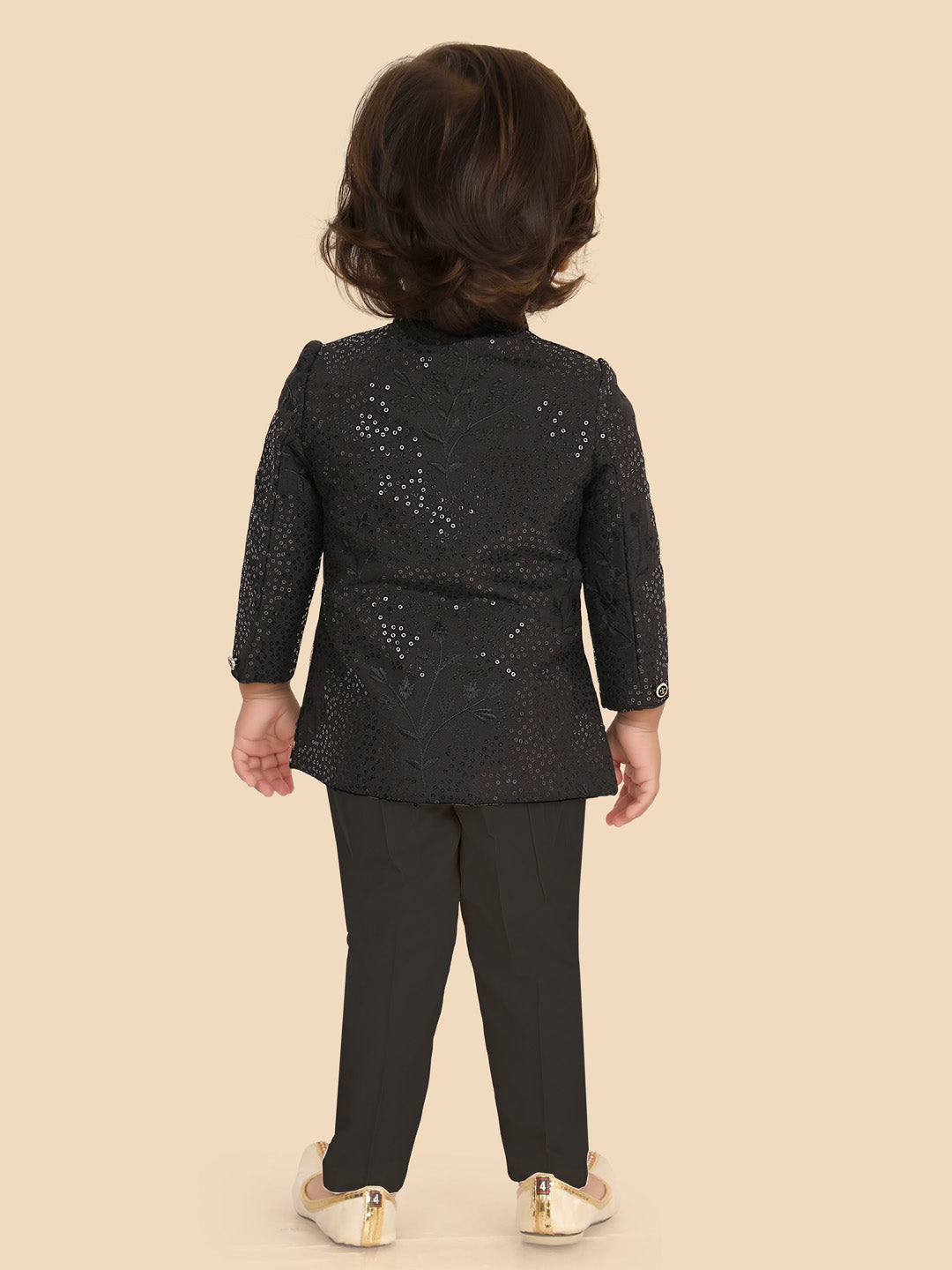 Boys Floral Embroidered Regular Sequinned Indo western Kurta with Pyjamas