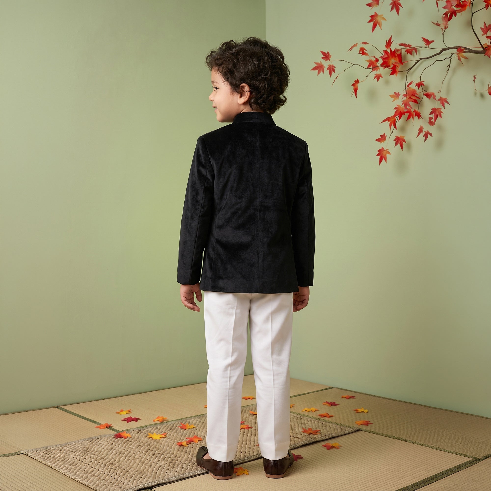 Boys Embellished with beads Velvet Indo western Kurta with Payjama Black