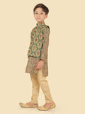 Green Printed MotifJacket Kurta Set with Long Sleeve Kurta & Pant style Pyjama For Boys